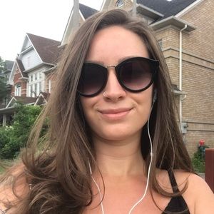 Meet your Posher, Alex